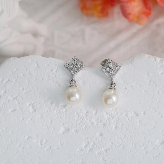 luxury 925 Silver Freshwater pearl earring ladies fashion drop pendant earrings Rhodium Plated Engagement Women Stud Earrings