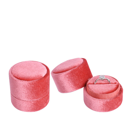 ring box - Coral Round Velvet Ring Box V06-R1 R open view