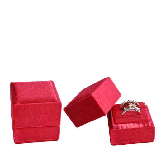 ring box - Red Square Double Velvet Ring Box V08-R4A DR open view