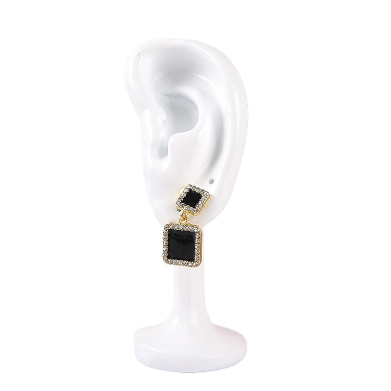 Realistic Ear Model Earring Display Stand - Black & White Mannequin Holder for Retail & Photography