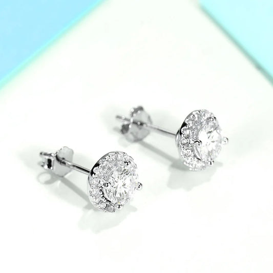 Jeweller Buy Luxury 925 Sterling Silver Earrings with VVS1 Diamond Moissanite Classic Ear Studs