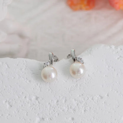 Fashion trending 925 sterling silver jewelry freshwater pearl simple stud women earrings with zircons
