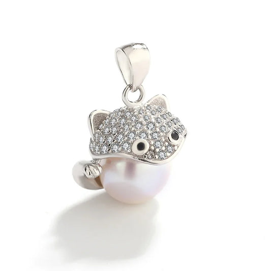 Cute 925 sterling silver animal shaped freshwater pearl pendant for women