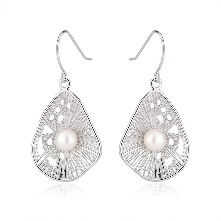 Elegant classy s925 sterling silver pearl minimalist statement women earrings with freshwater pearl