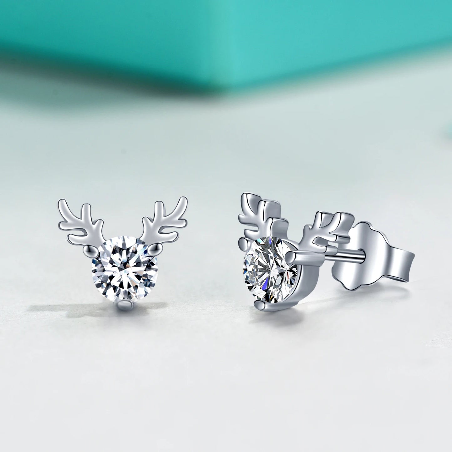 Jeweller Buy Cute Style 0.3 ct Earrings 925 Sterling Silver Round Brilliant Cut D Color Moissanite Diamond Stud