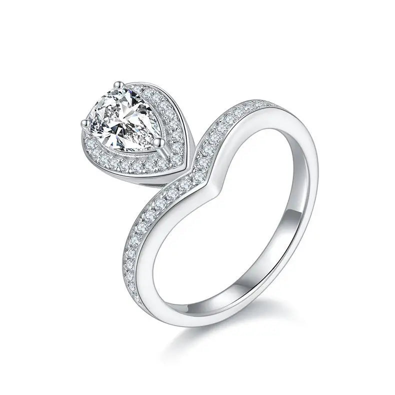 S925 Silver Platinum-Plated Classic Pear-Shaped Moissanite Ring, Elegant Timeless Design Showcasing Luxury