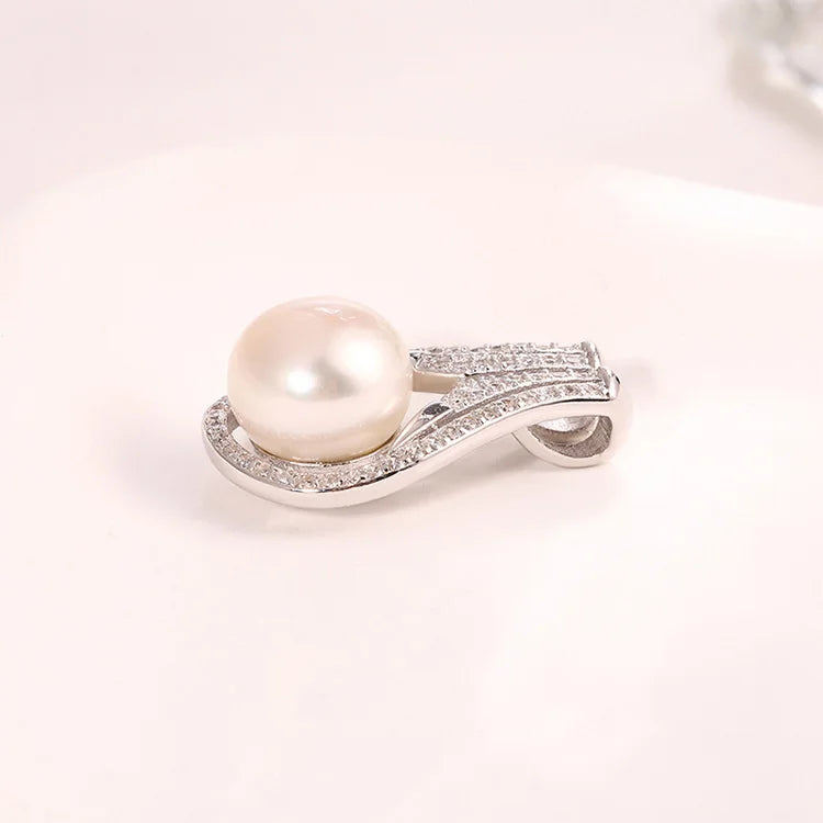Custom design 925 sterling silver small fine zircon diamond set women freshwater pearl pendant