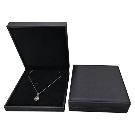 3Pcs (P06N1-BK) 6 2/7"*6 2/7“*1 4/7” Black PU Necklace Boxes