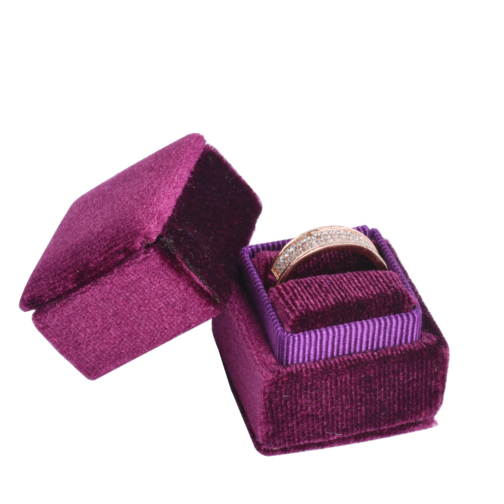 Tuscan Red Fashion Small Square Velvet Boxes