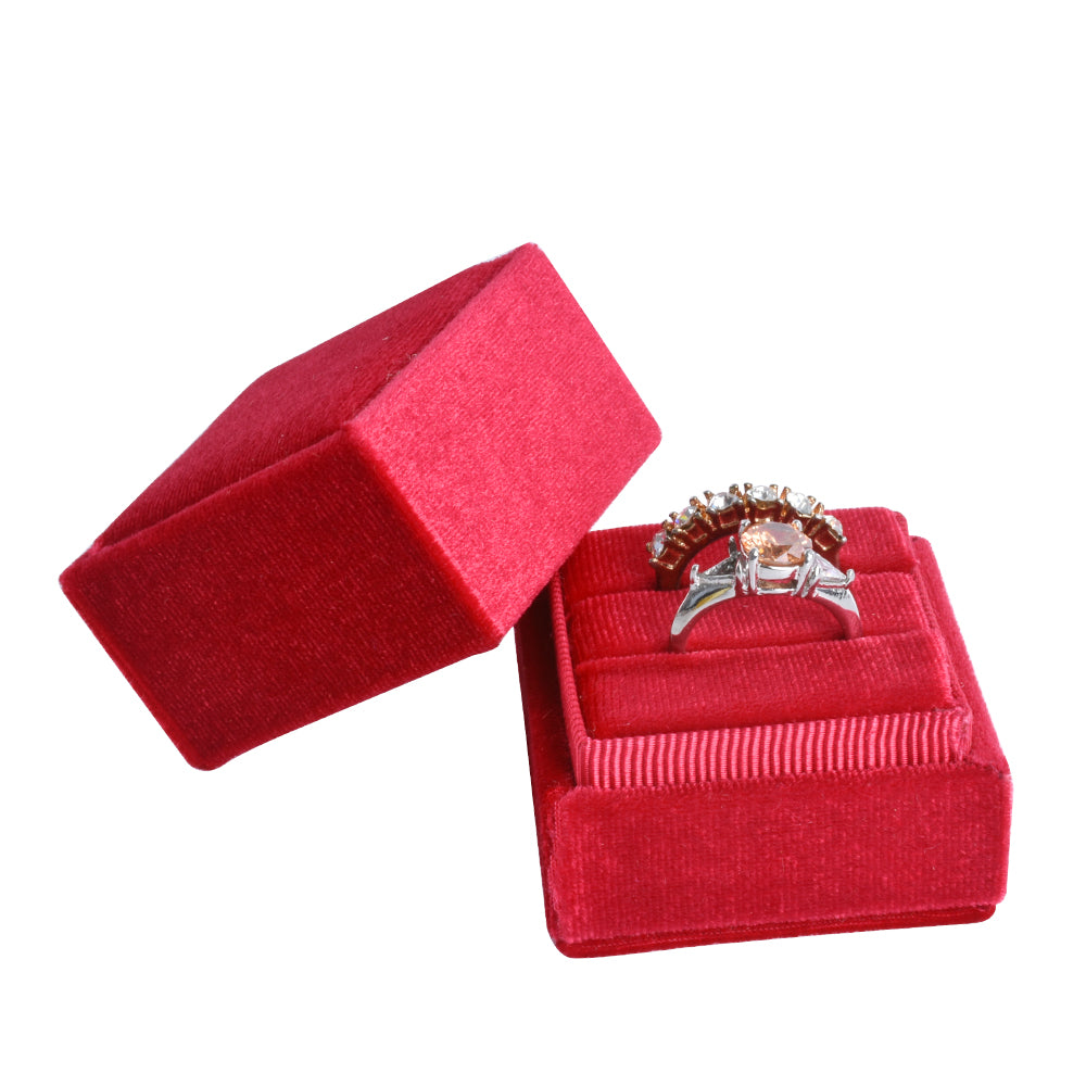 Red Fashion Small Square Velvet Boxes