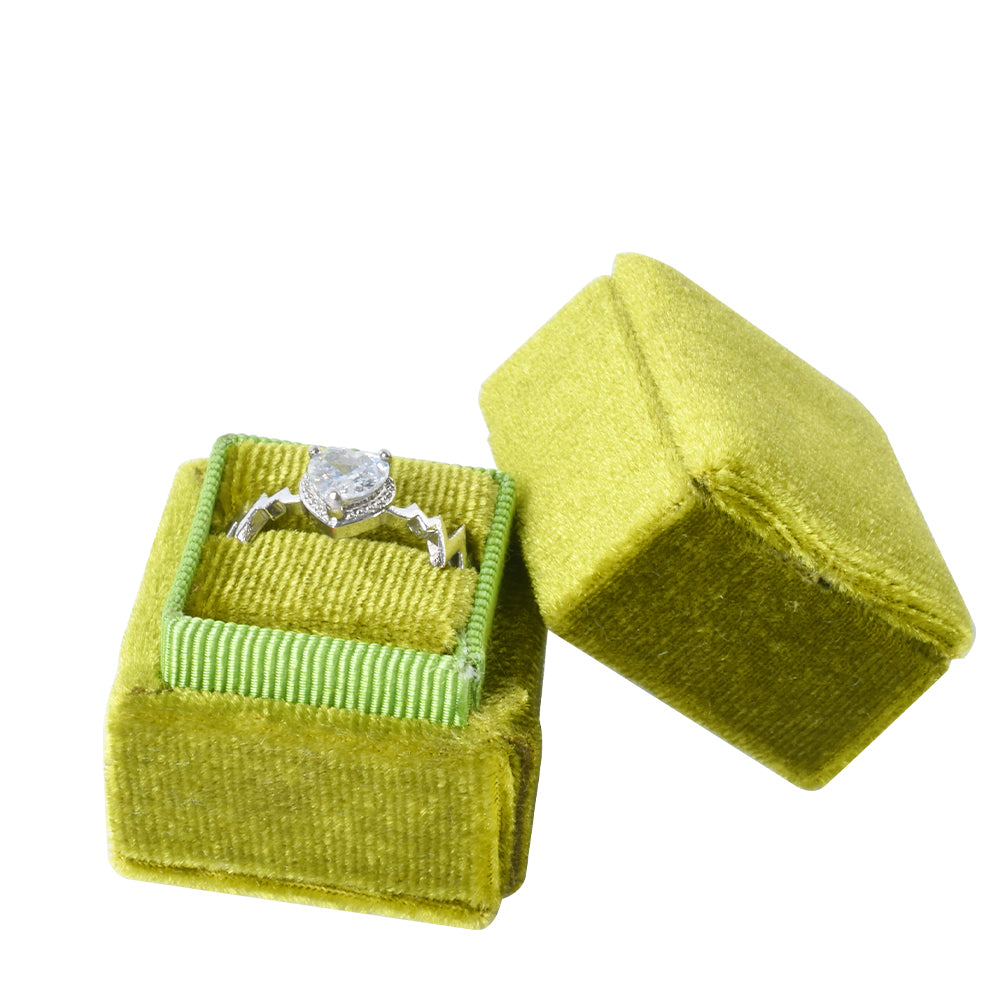 Green Mini Square Velvet Ring Box, product view 2