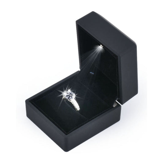 Black LB30R1-BK ring box front view on white background