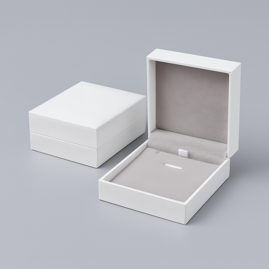 pendant box - 12pcs White Pendant Boxes L066-P-W GR front view