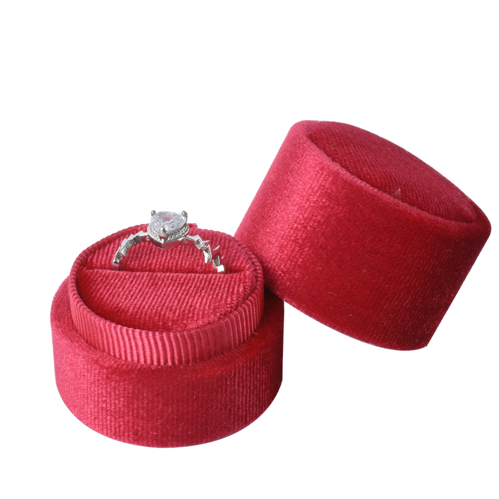 Red Small Round Velvet Ring Box, product view 1