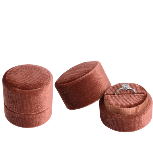ring box - Brown Round Velvet Ring Box V06-R1 CO open view
