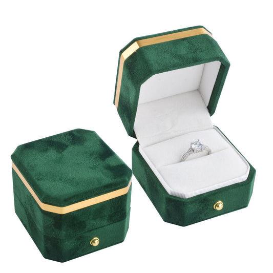 ring box - Green Microfiber Velvet Ring Box V14-G W front view