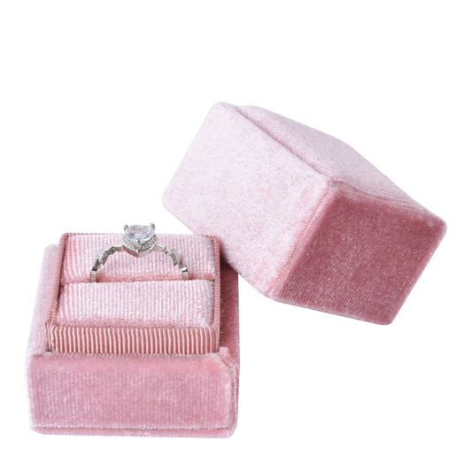 ring box - Pink Square Single Velvet Ring Box V07-R1 P front view
