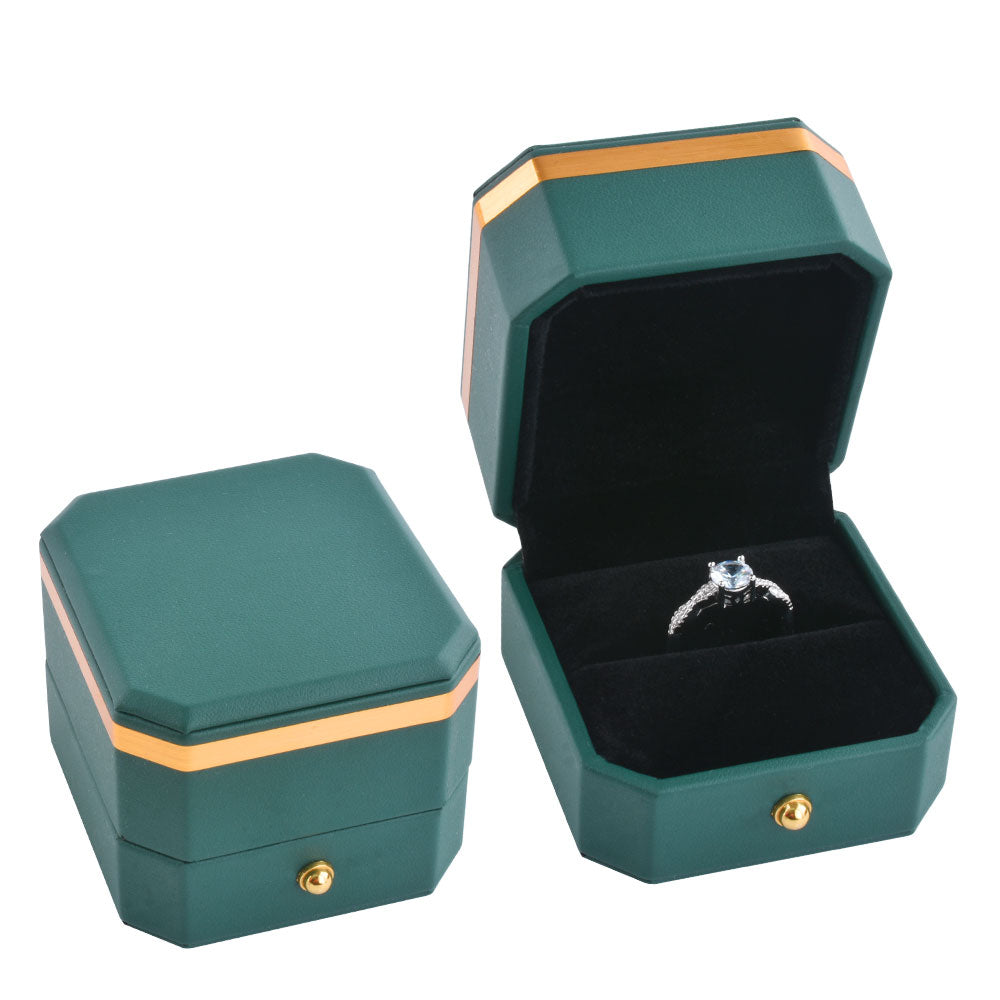 ring box - PU Ring Box P09R-G BK open view