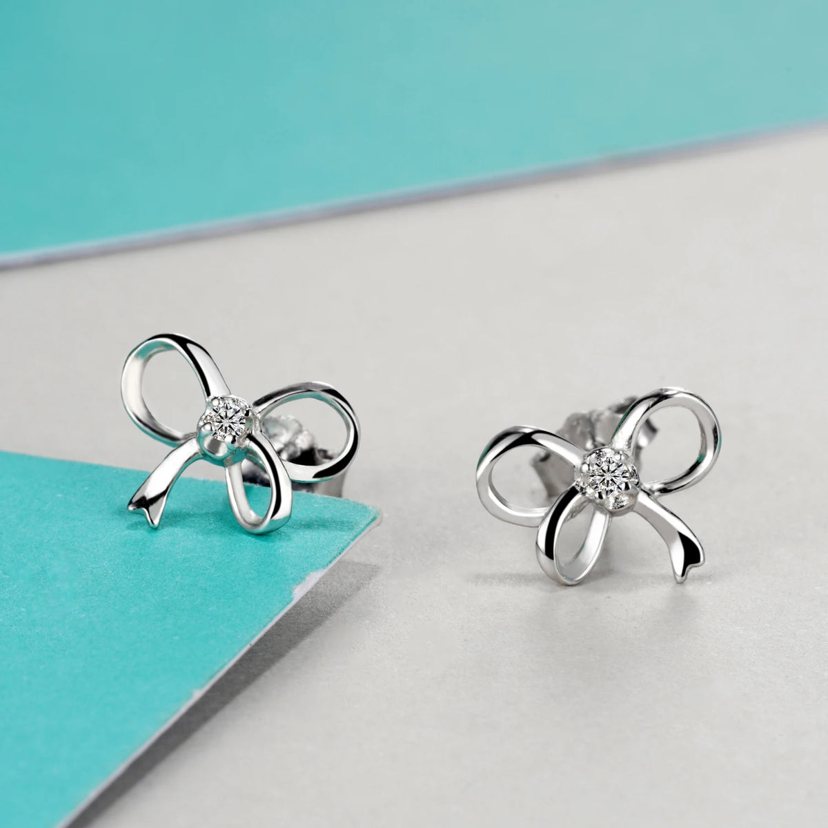 sterling silver jewelry - 925 Silver Earrings SLM0015E-0.15ct*2-White side view