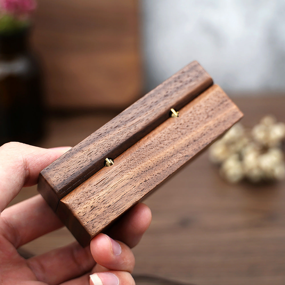 ring box - Wooden Ring Box W02DR-R detail view